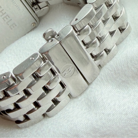 Michele Diamond DECO XL Chronograph Watch - Picture 9 of 16